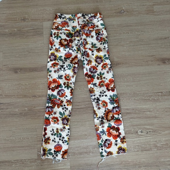Pilcro Floral Skinny Jeans - White with Orange, Green & Purple Blooms - Picture 4 of 4
